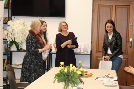 ''Przyjaciel książek''